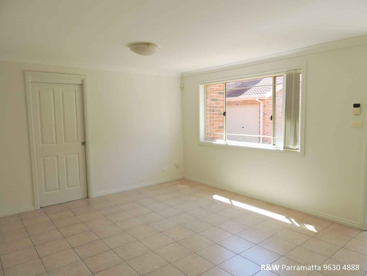 3/3 Pine Lane Rydalmere