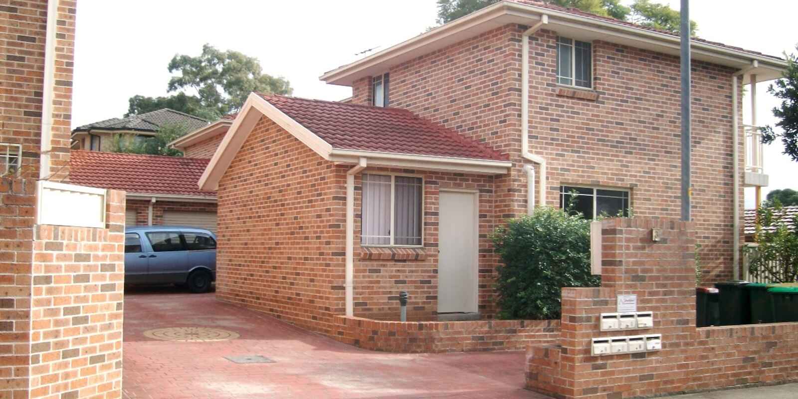3/3 Pine Lane Rydalmere 3/3 Pine Lane Rydalmere