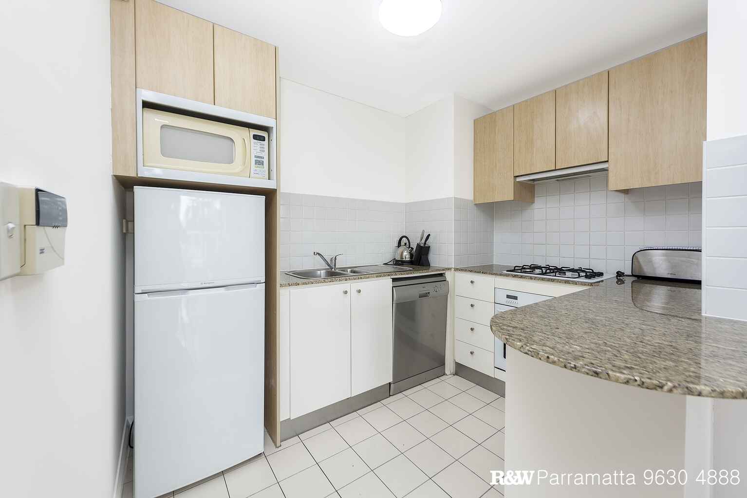 3/27 Bennelong Parkway Wentworth Point