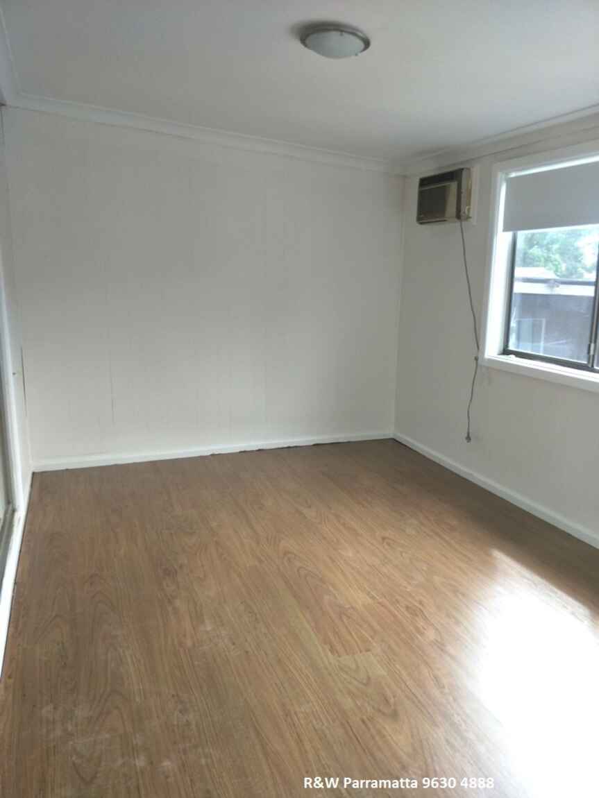 27 Derbyshire Avenue Toongabbie 27 Derbyshire Avenue Toongabbie