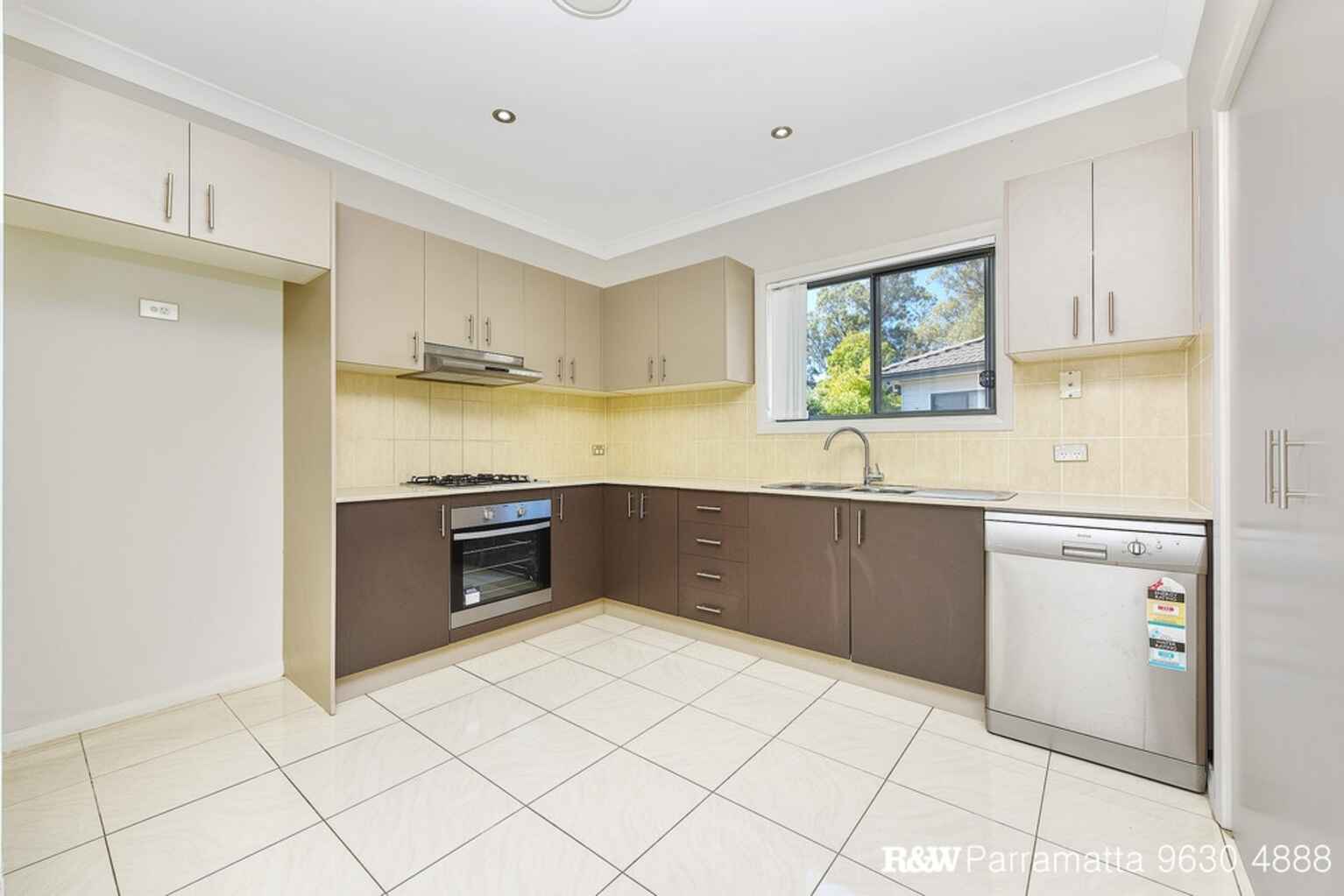 13/44 Girraween Road Girraween