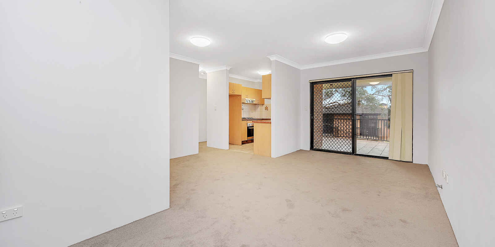 15/49 Calliope Street Guildford