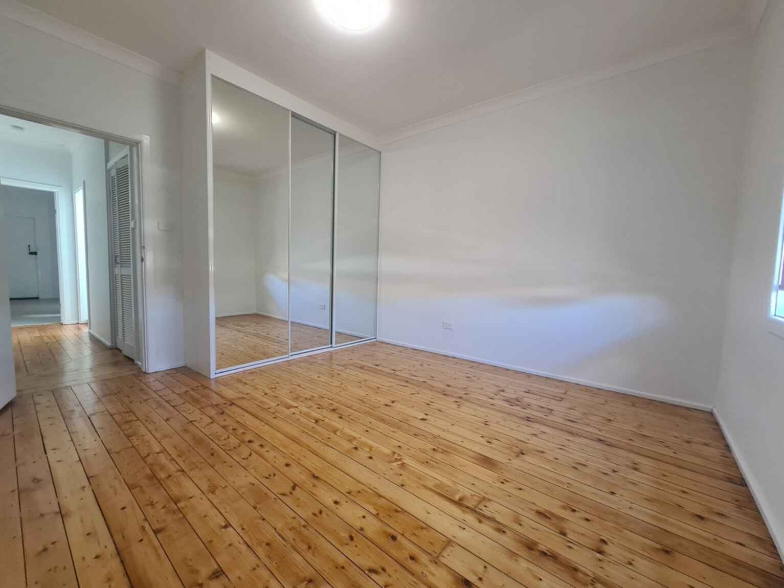 70 Robertson Street Guildford