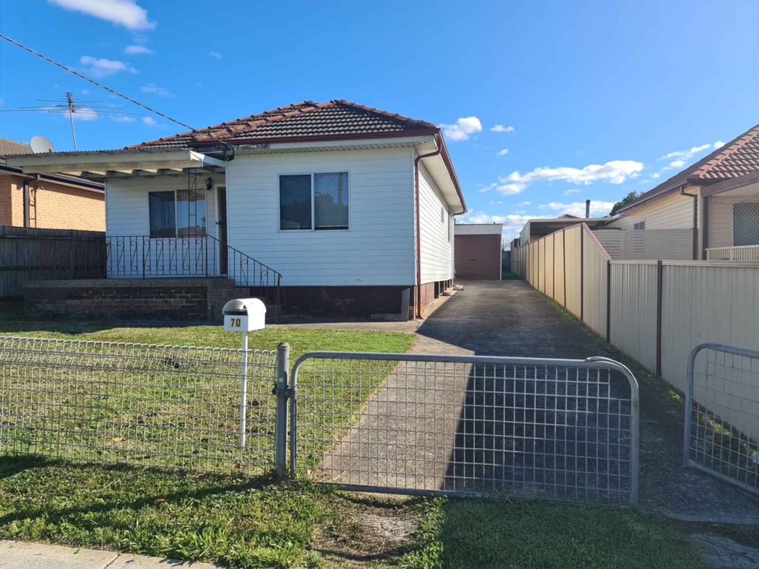 70 Robertson Street Guildford