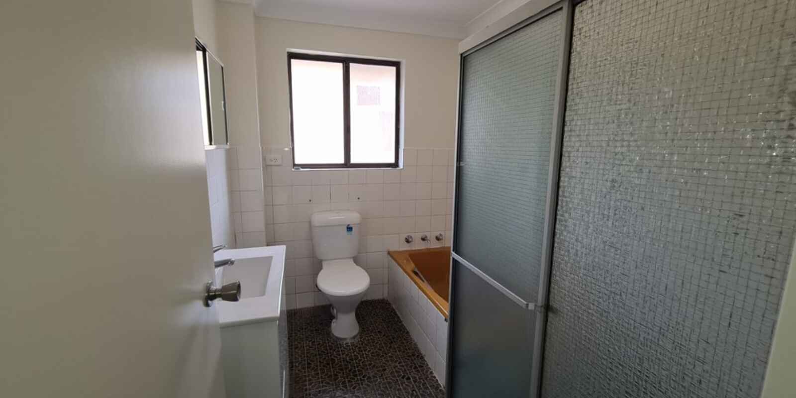 8/43 Victoria Road Parramatta