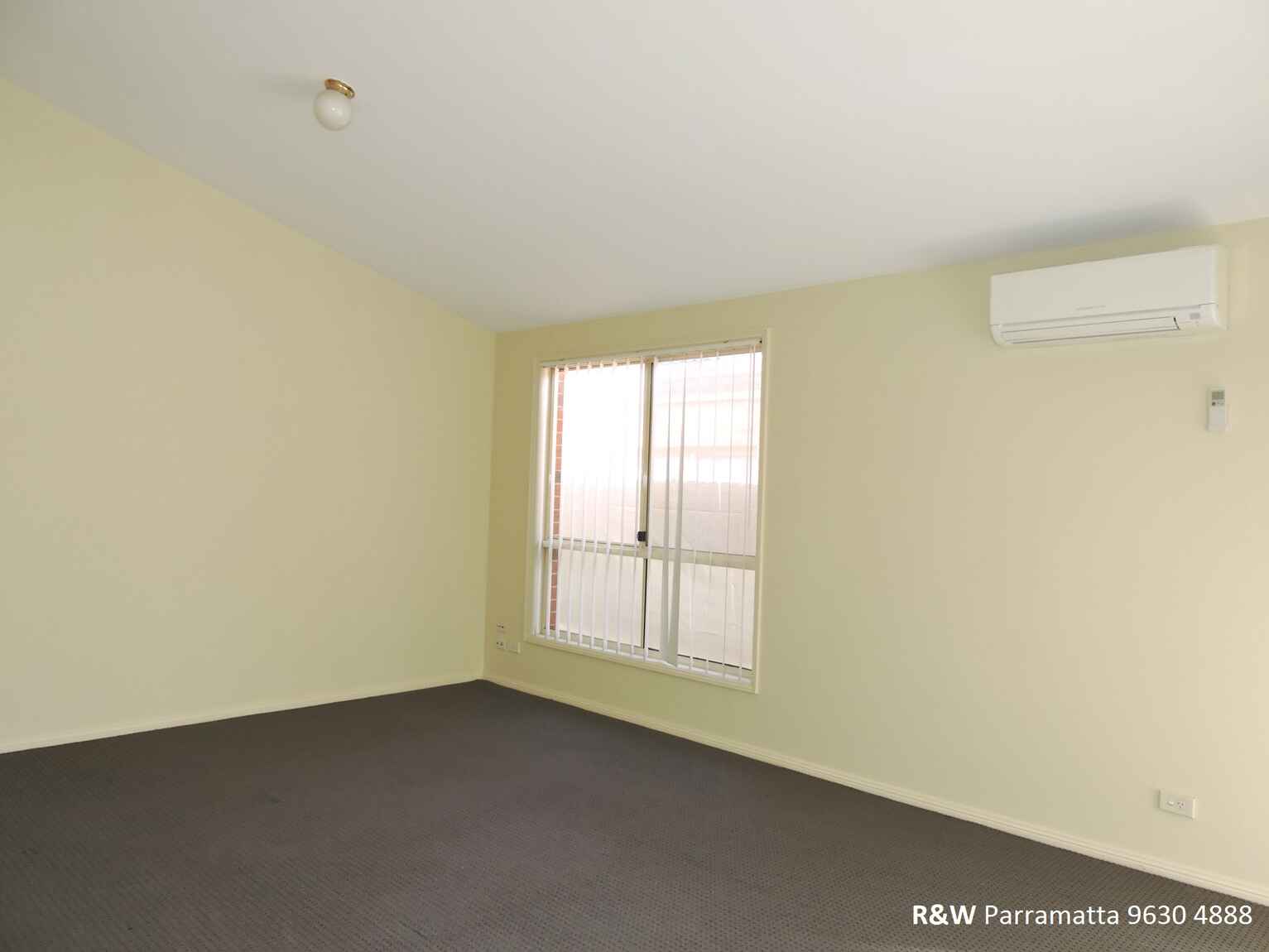 2/154 Donohue Street Kings Park