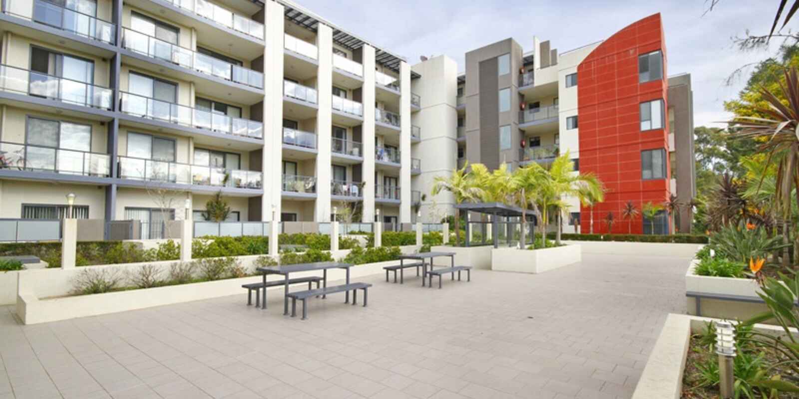 94/32 Mons Road Westmead