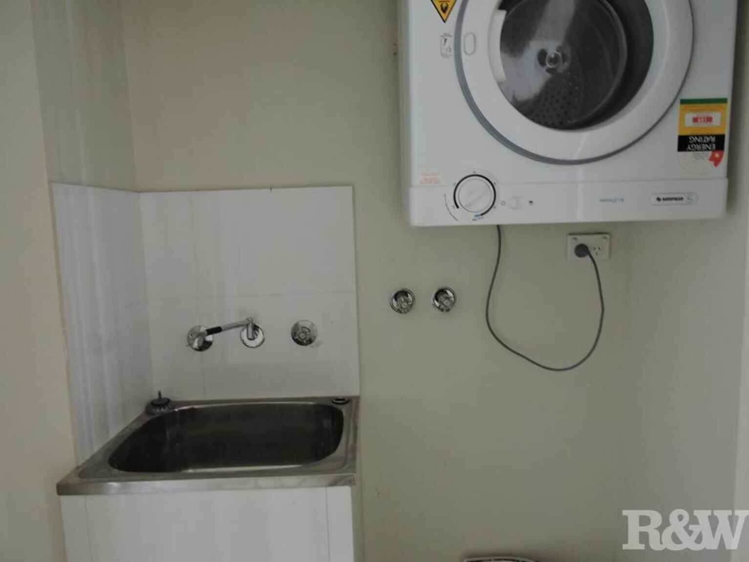 20/5-11 Howard Avenue Northmead