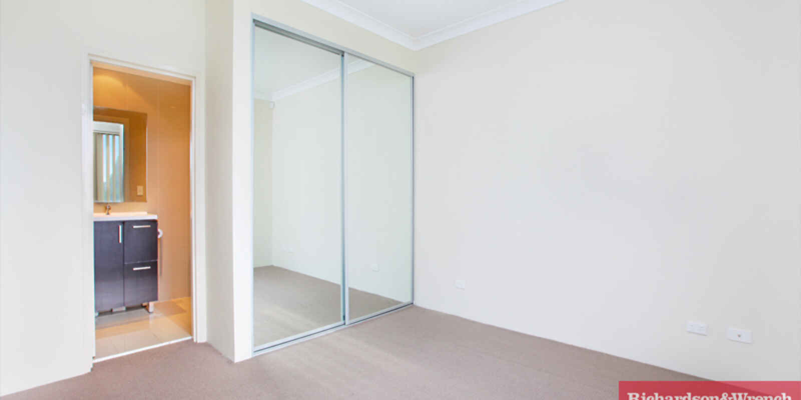 6/35 Darcy Road Westmead