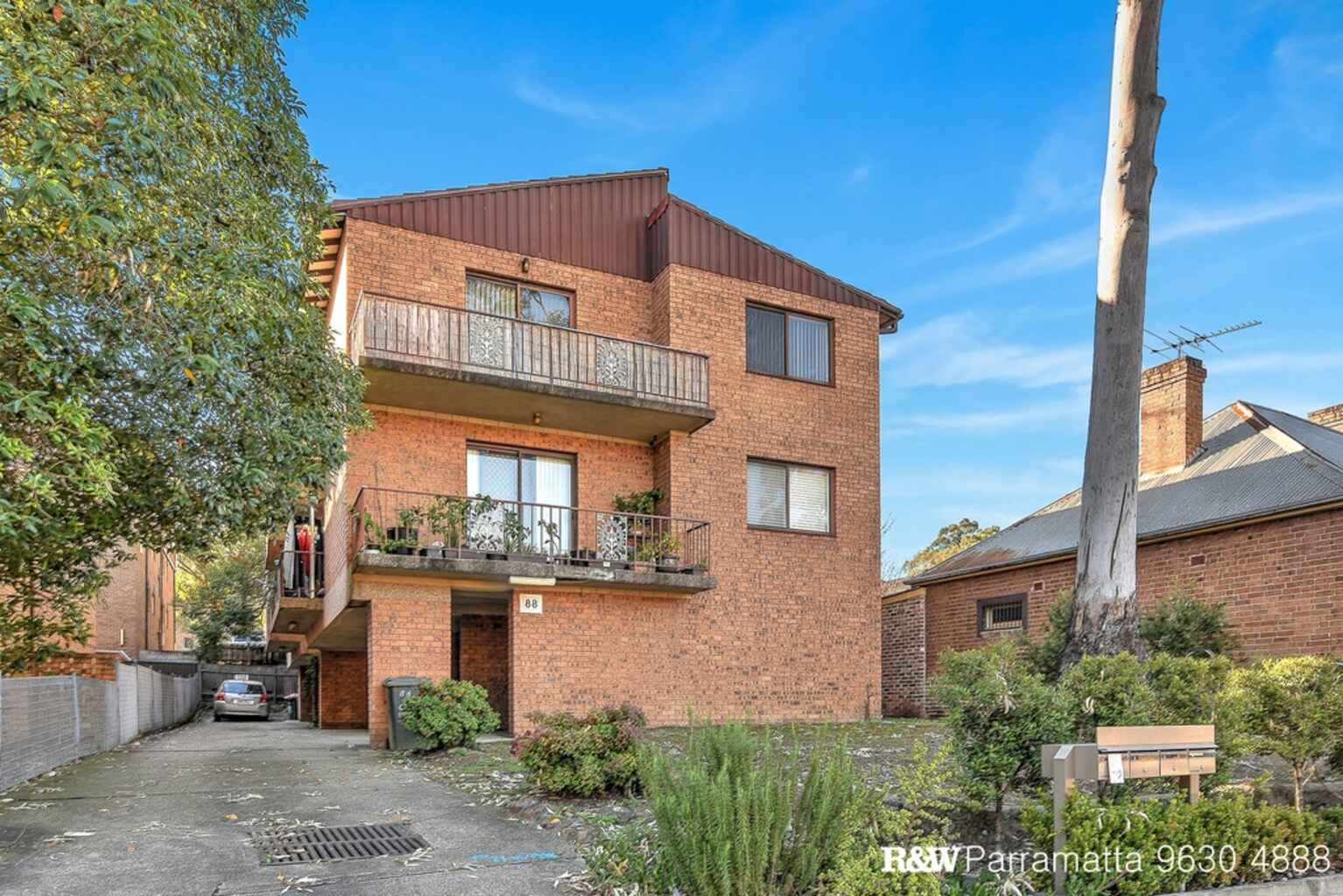 2/88 O'Connell Street North Parramatta