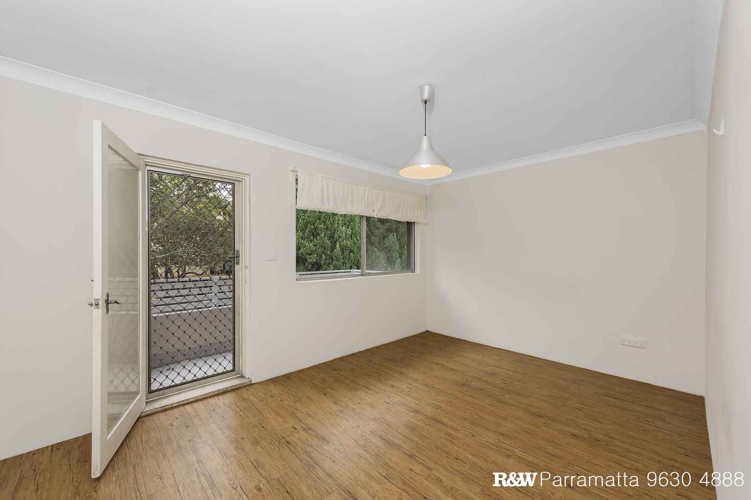 8/27 Brickfield Street North Parramatta
