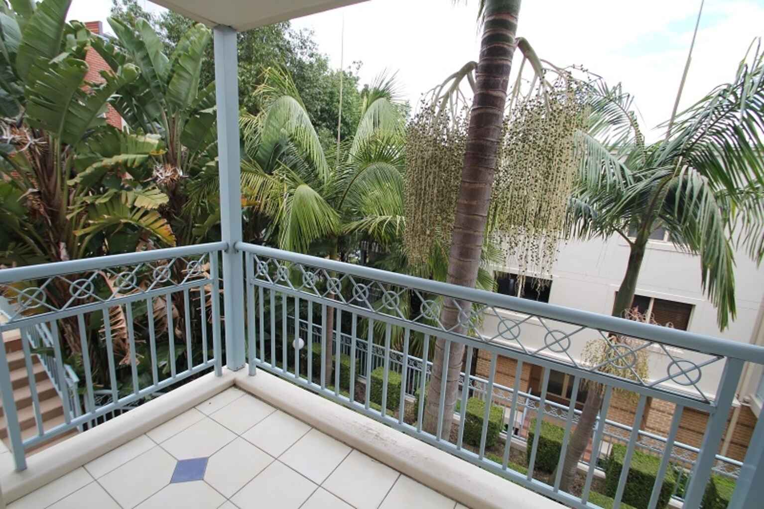 10/6 Rosebery Place Balmain