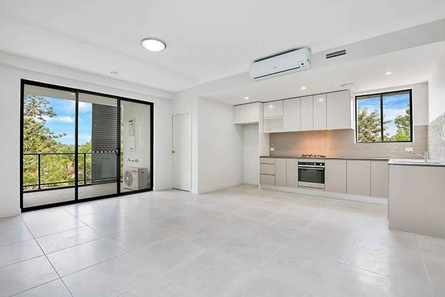 7/4-6 Good Street Westmead