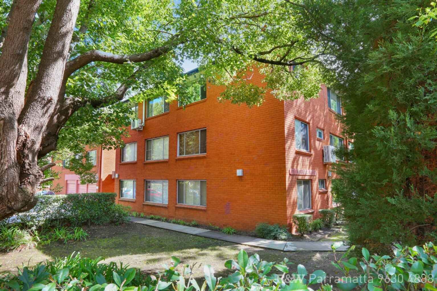 19/11-13 Queens Avenue Parramatta