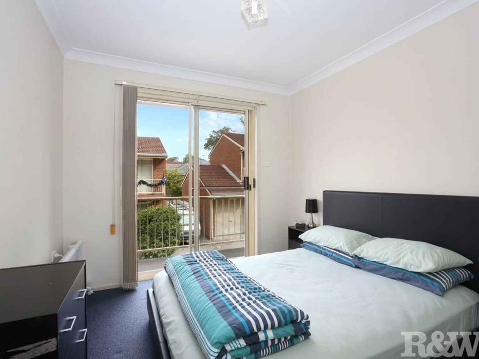 2/191-193 Targo Road Girraween