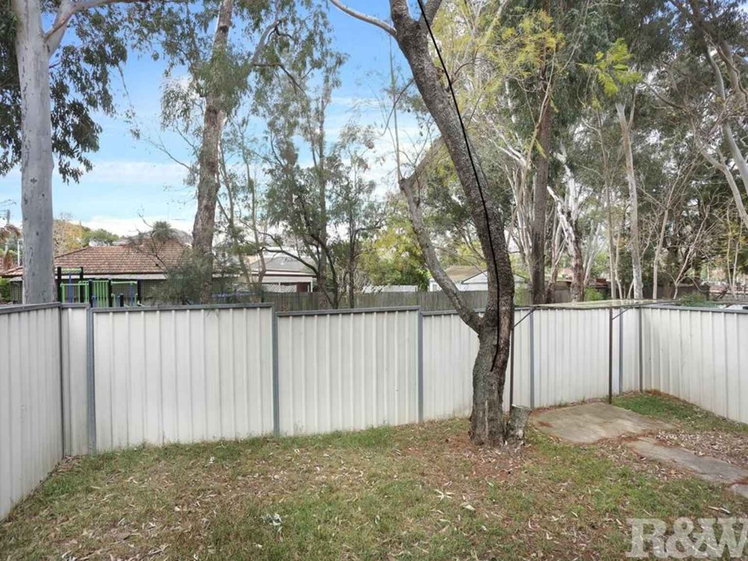 2/191-193 Targo Road Girraween