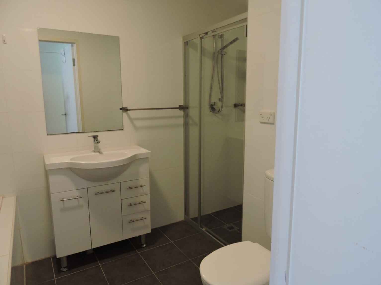 27/5-11 Howard Avenue Northmead