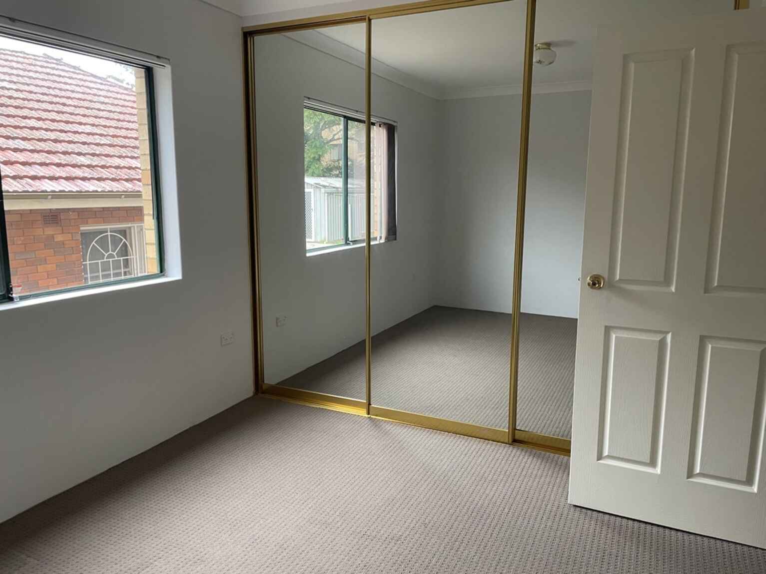 2/5 Dunlop Street North Parramatta