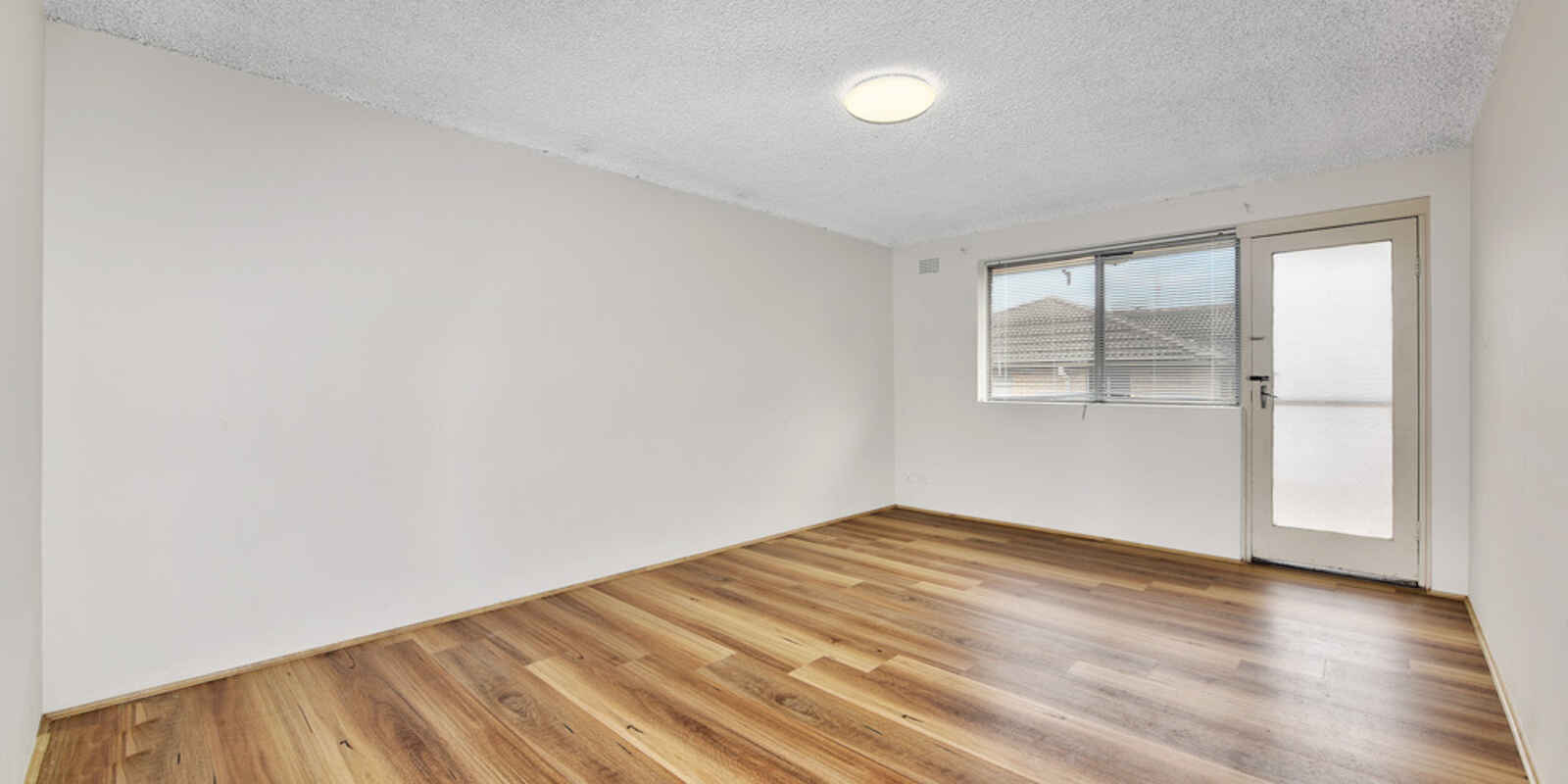 11/19-21 The Trongate Granville 11/19-21 The Trongate Granville