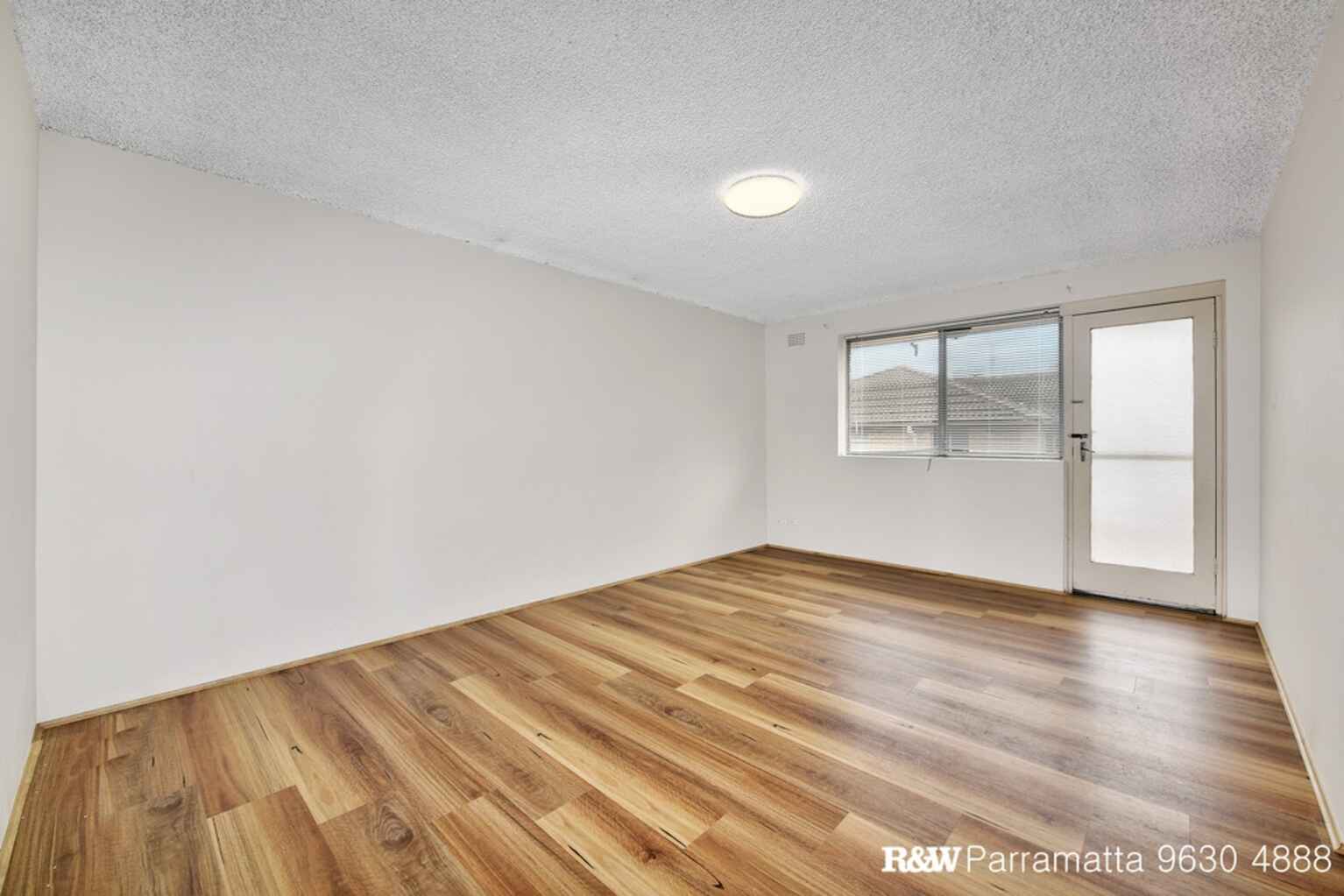 11/19-21 The Trongate Granville 11/19-21 The Trongate Granville