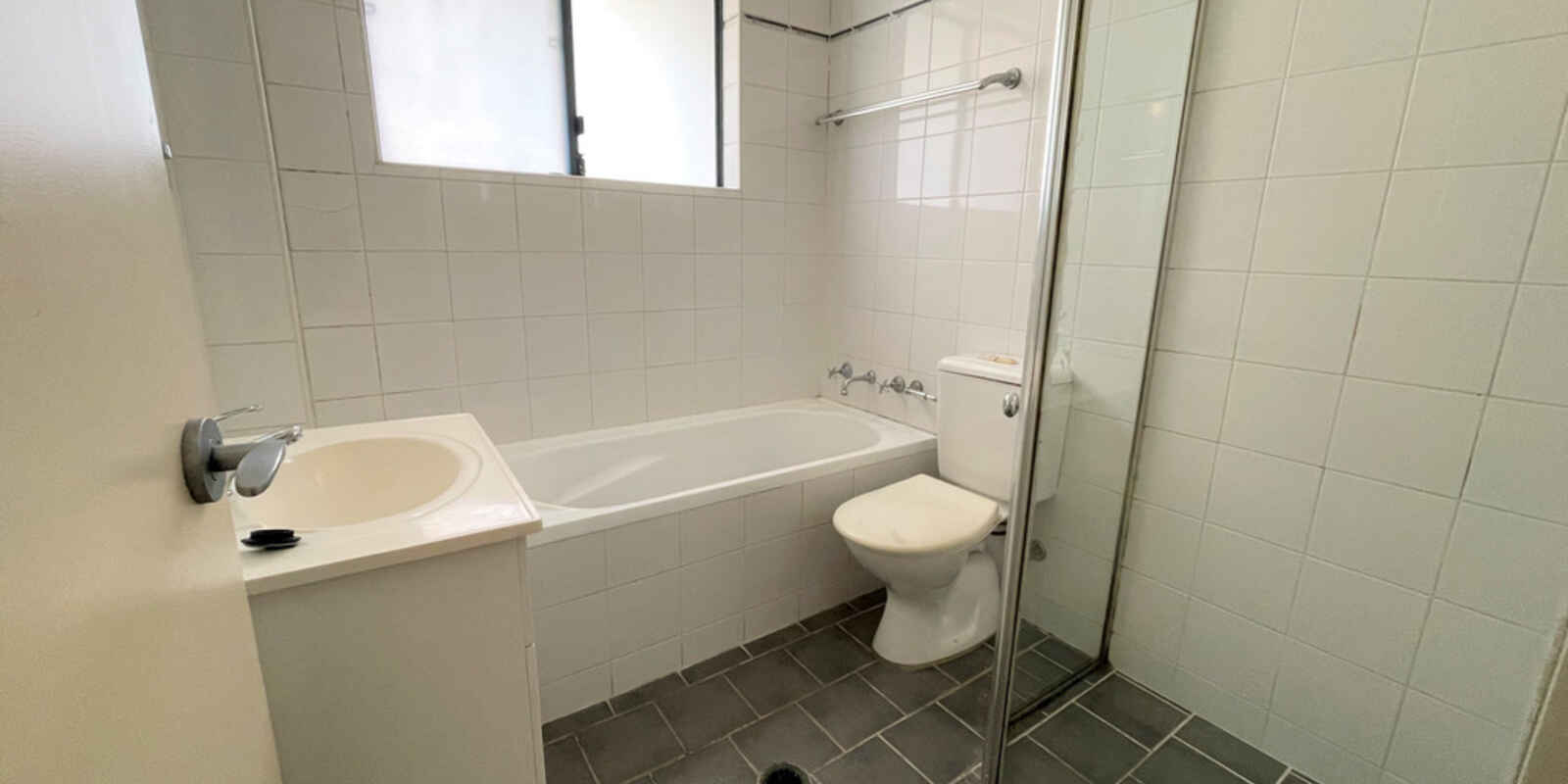 3/98 O'Connell Street North Parramatta