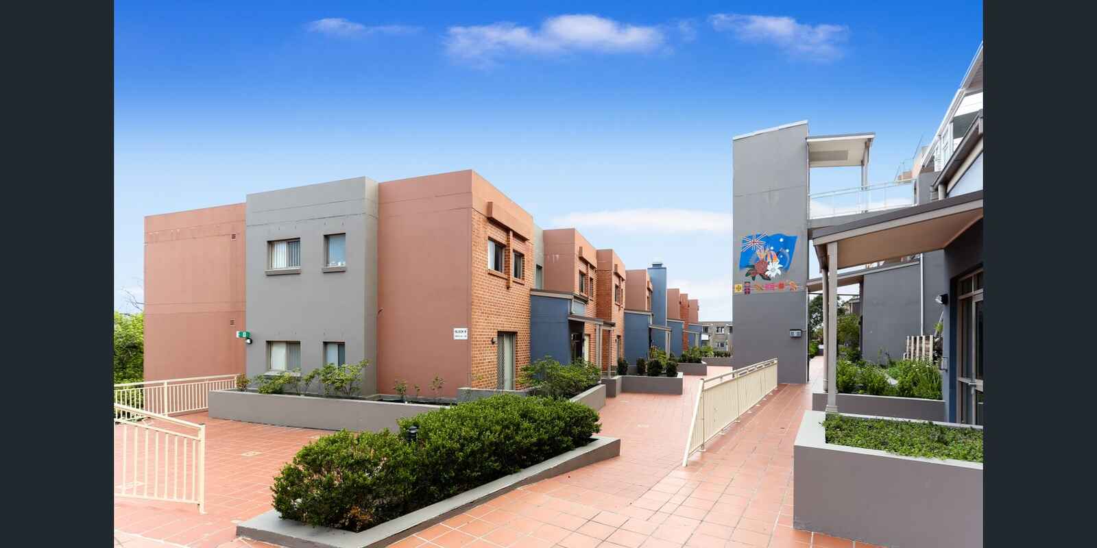 46 548-556 Woodville Road Guildford