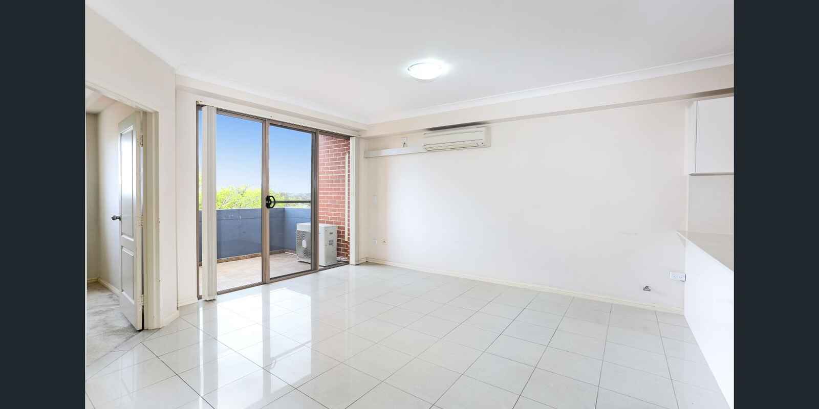 46 548-556 Woodville Road Guildford