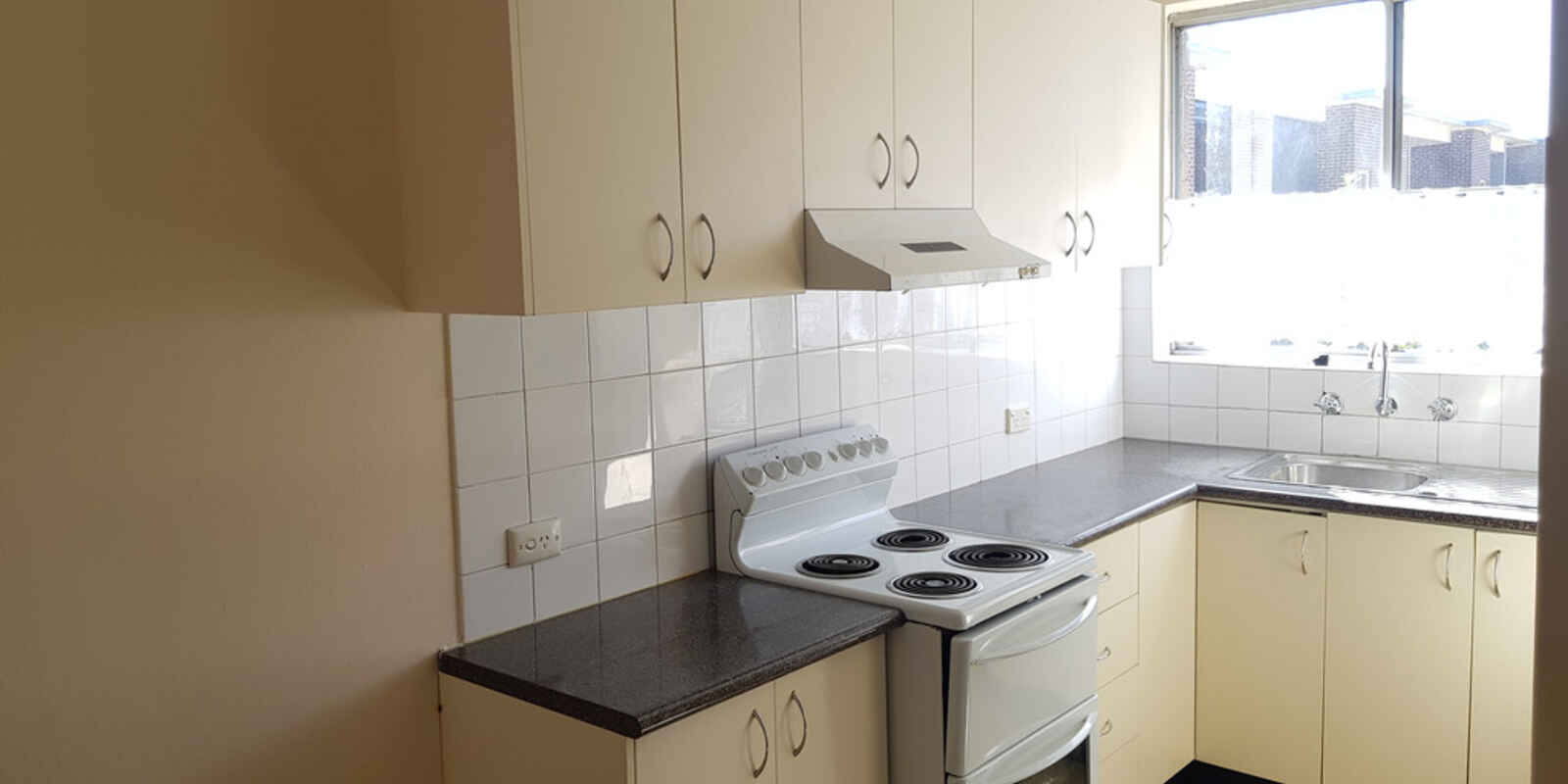 17/41-43 Calliope Street Guildford