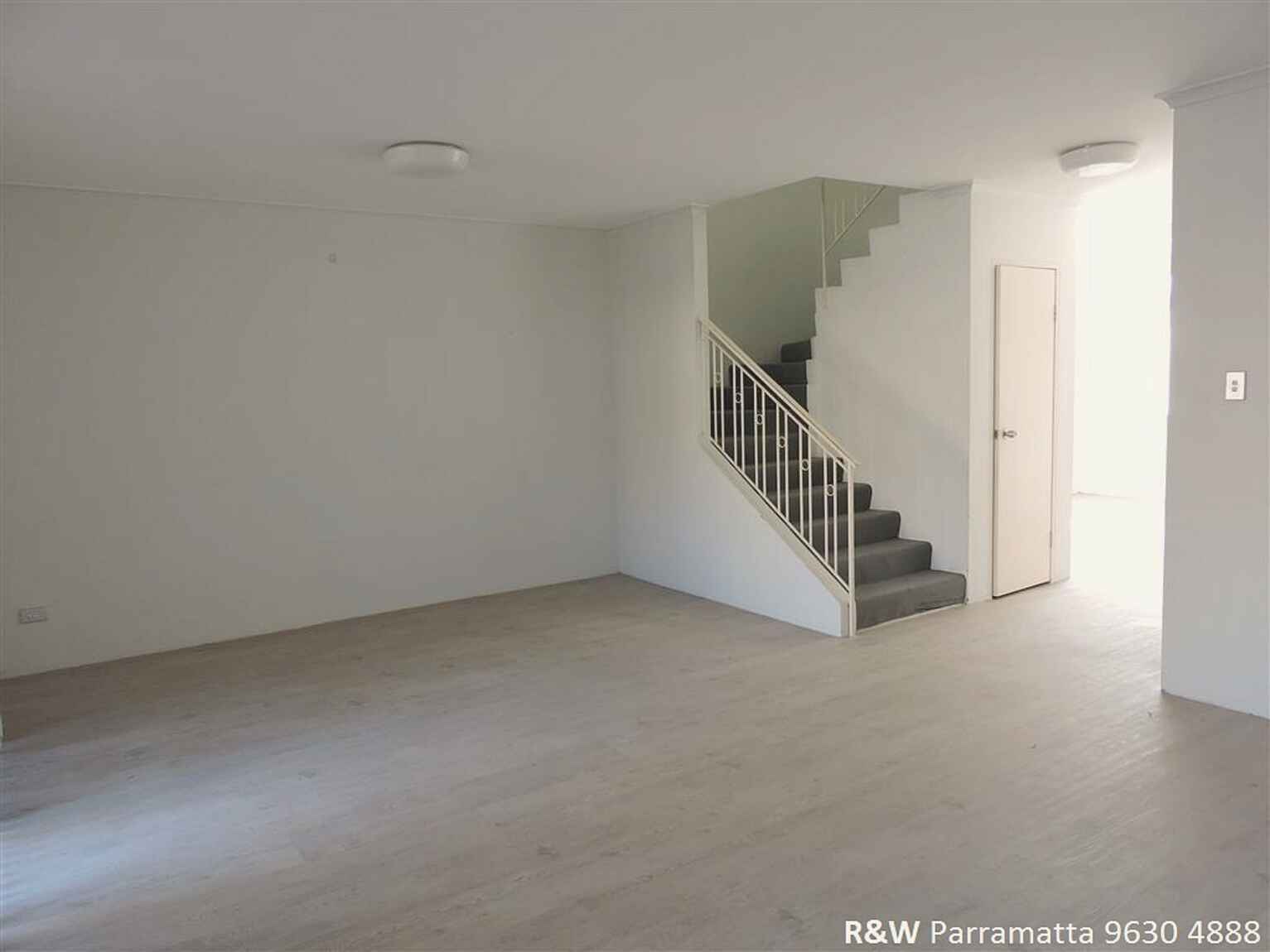 116/129B Park Road Dundas 116/129B Park Road Dundas