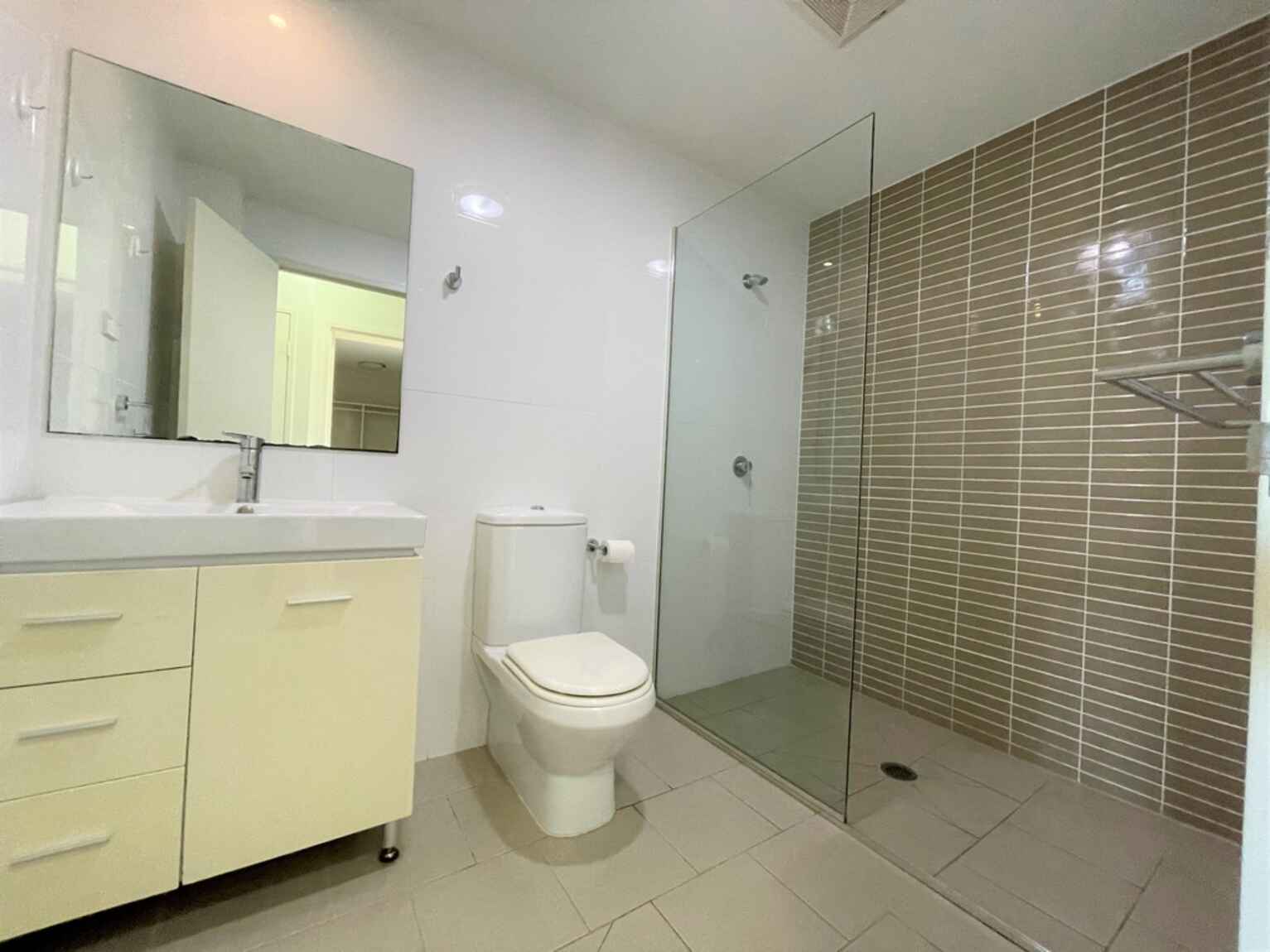 136/20 Victoria Road Parramatta