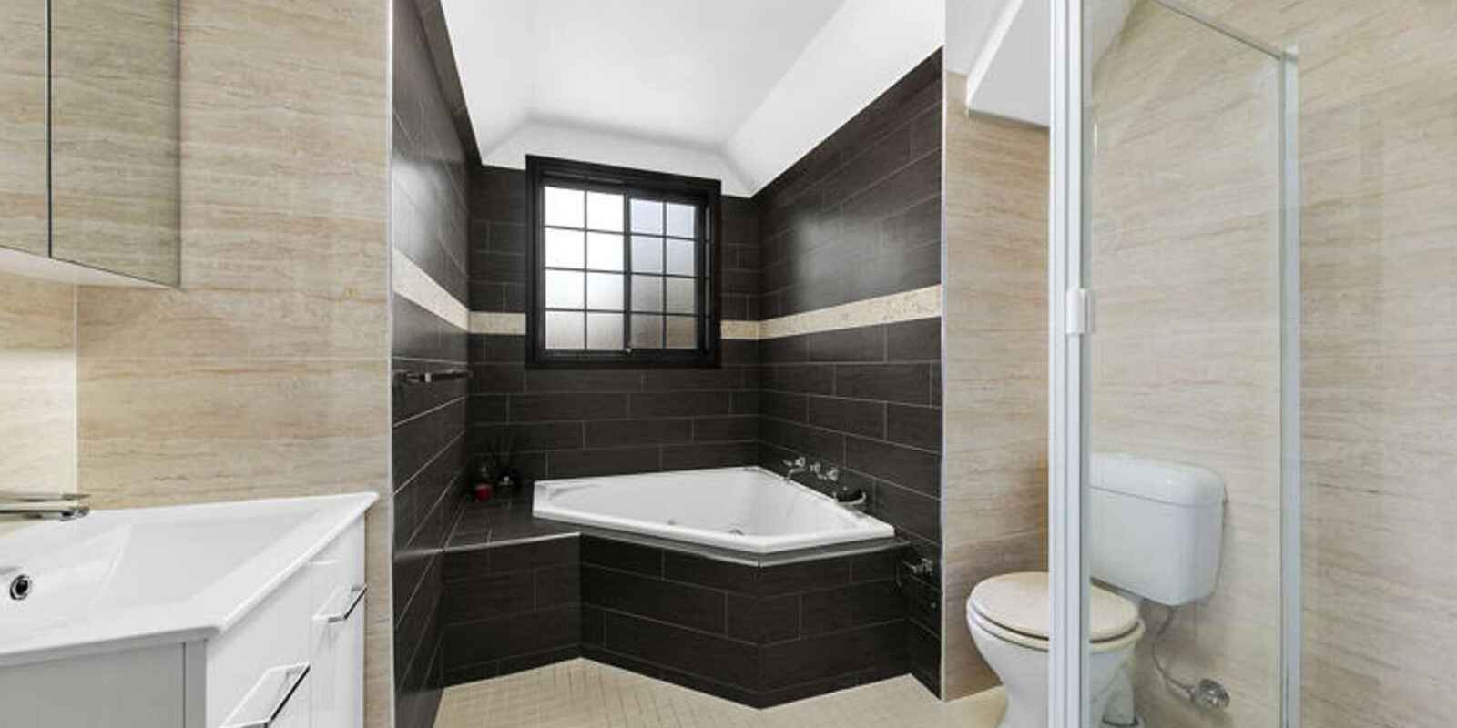 7/11-11A Ellis Street Merrylands