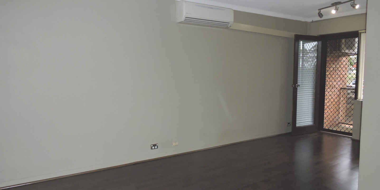 16/9-13 Castle Street North Parramatta