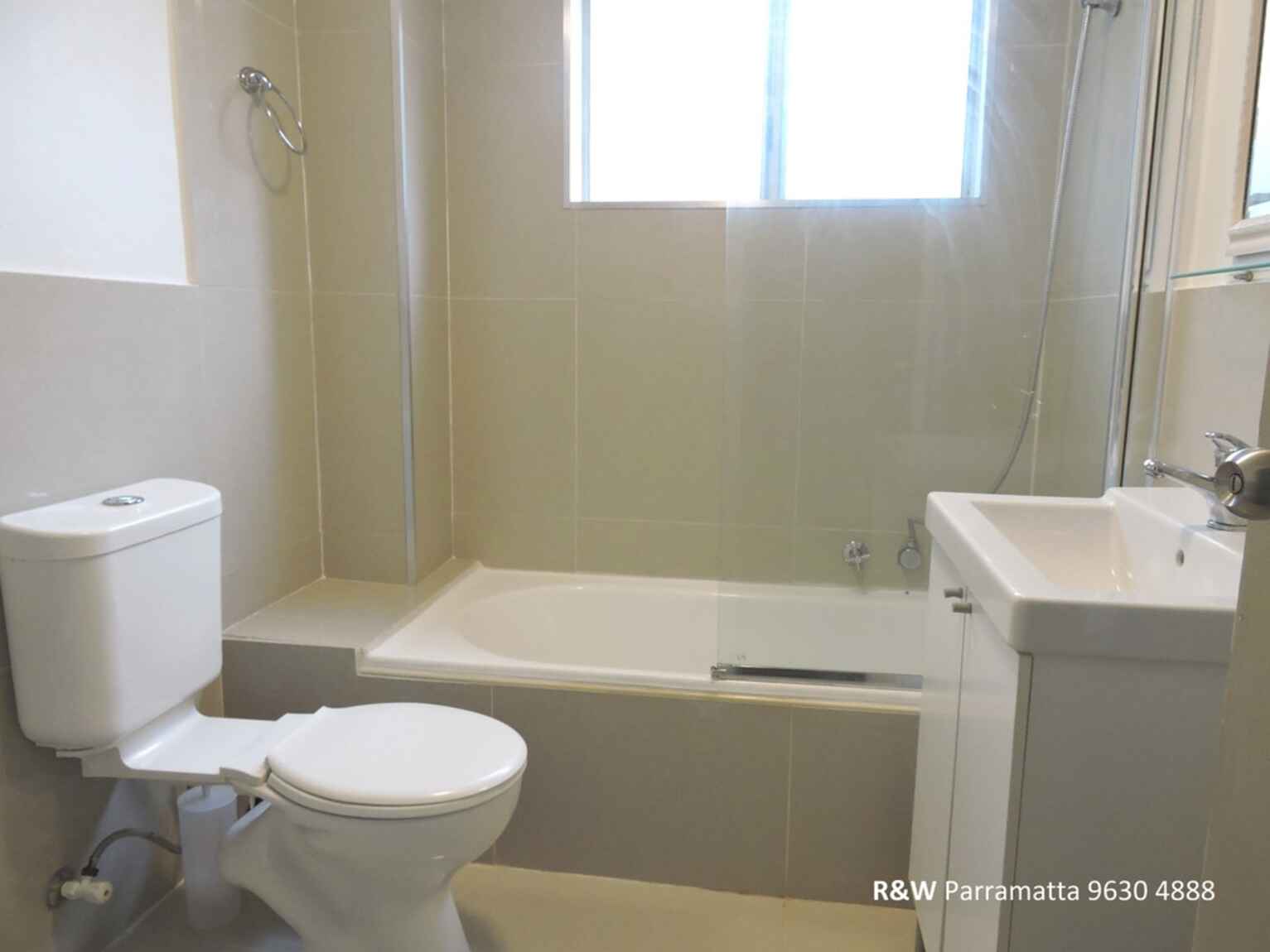 16/9-13 Castle Street North Parramatta