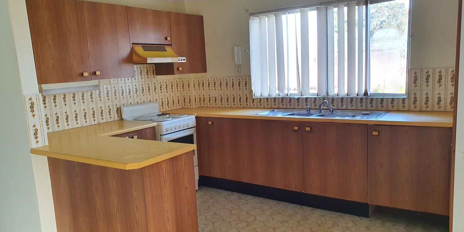 8/27-29 Windsor Rd Merrylands