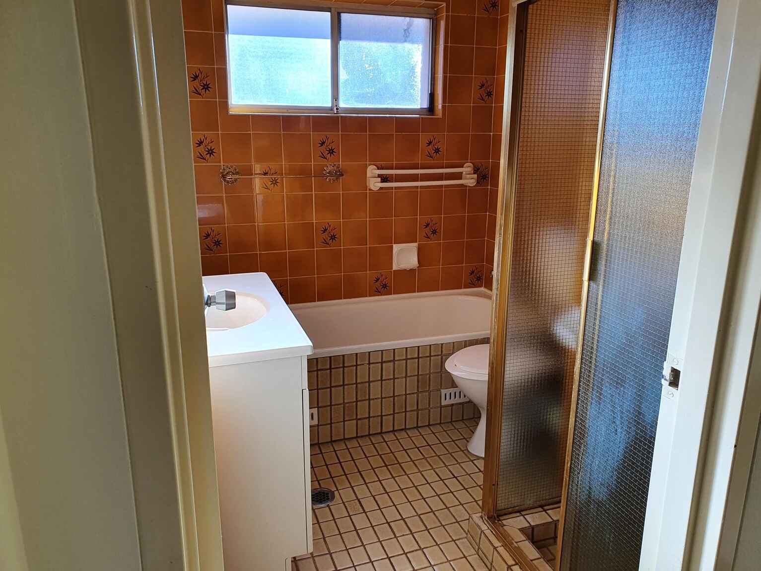 8/27-29 Windsor Rd Merrylands 8/27-29 Windsor Rd Merrylands