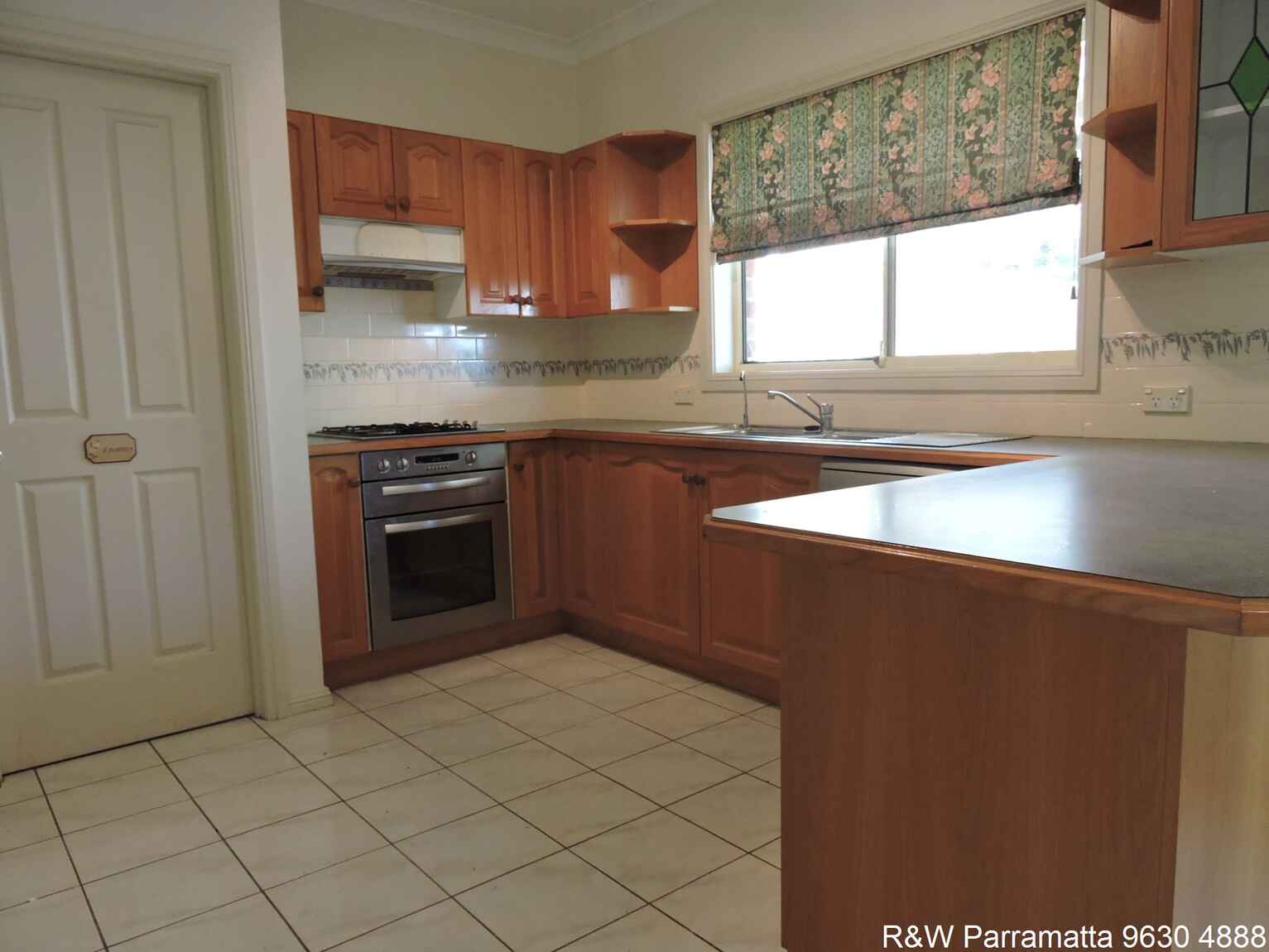 1 Whiteman Avenue Bella Vista