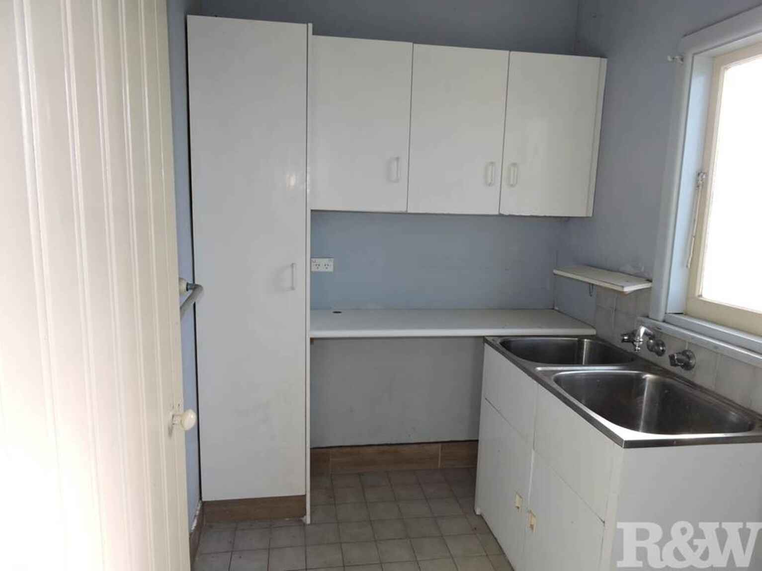 141 Orchardleigh street Old Guildford 141 Orchardleigh street Old Guildford