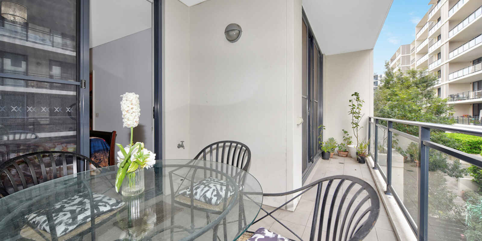 235/21 Marine Parade Wentworth Point