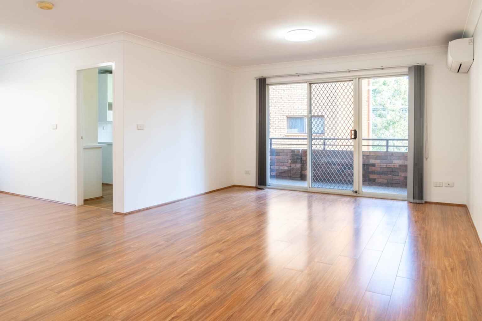 28/7-11 Elizabeth Street Parramatta