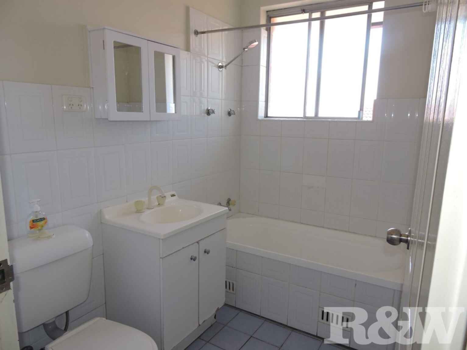 11/61 Weston Street Harris Park