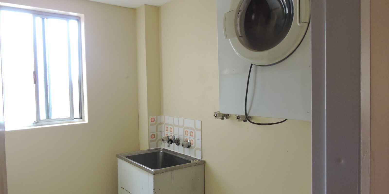 7/11A Betts Street Parramatta