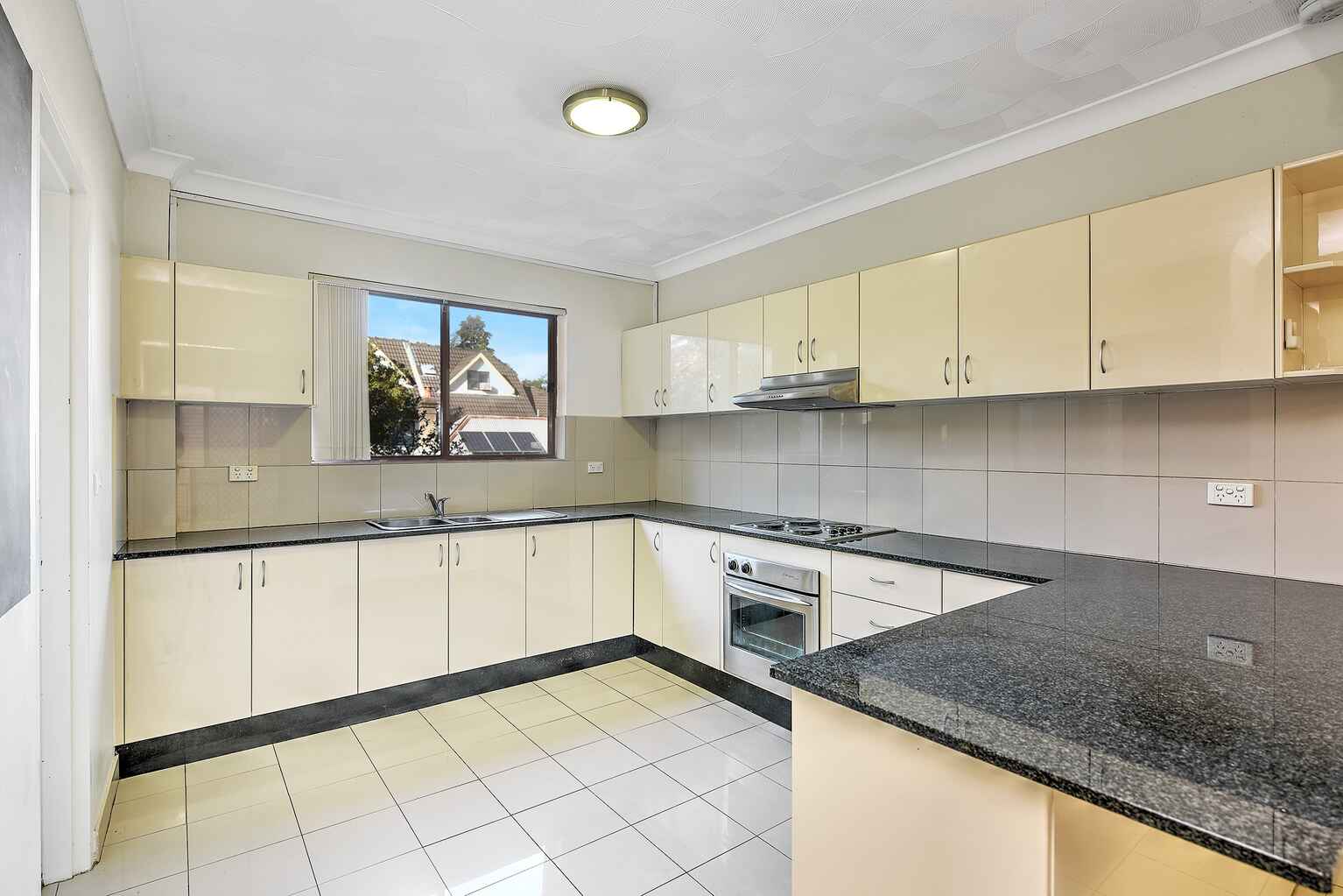 2/88 O'Connell Street North Parramatta 2/88 O'Connell Street North Parramatta
