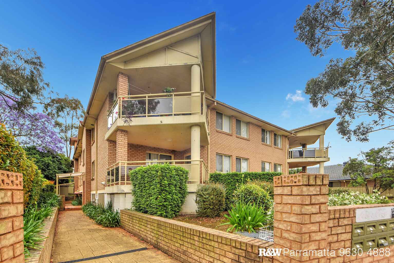 6/109 Military Road Guildford