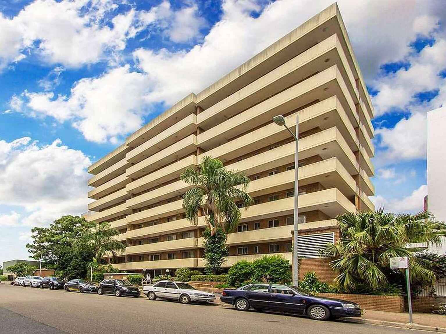 10/5-15 Union Street Parramatta