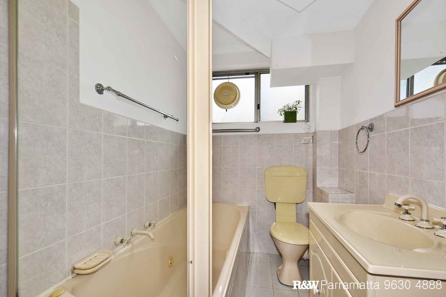 1/112 O'Connell Street North Parramatta