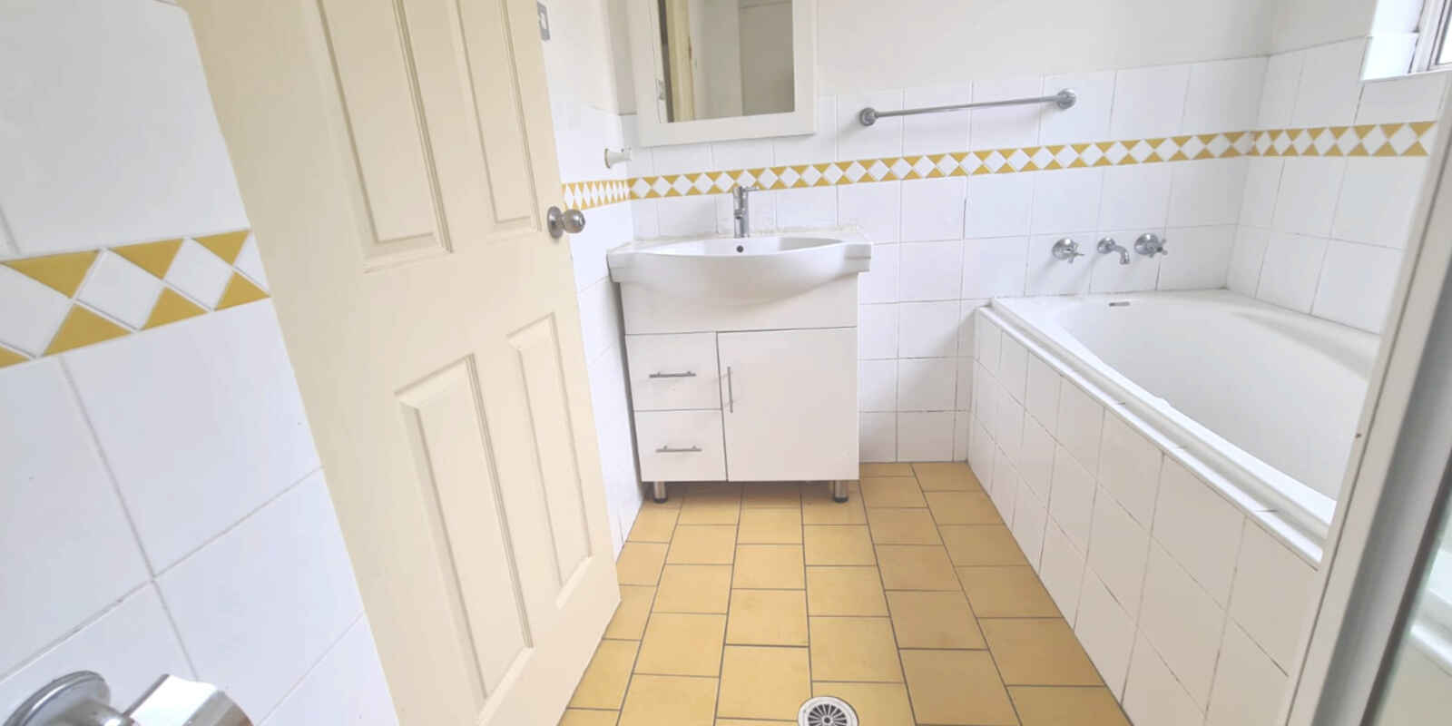 1/5-7 Tottenham Street Granville