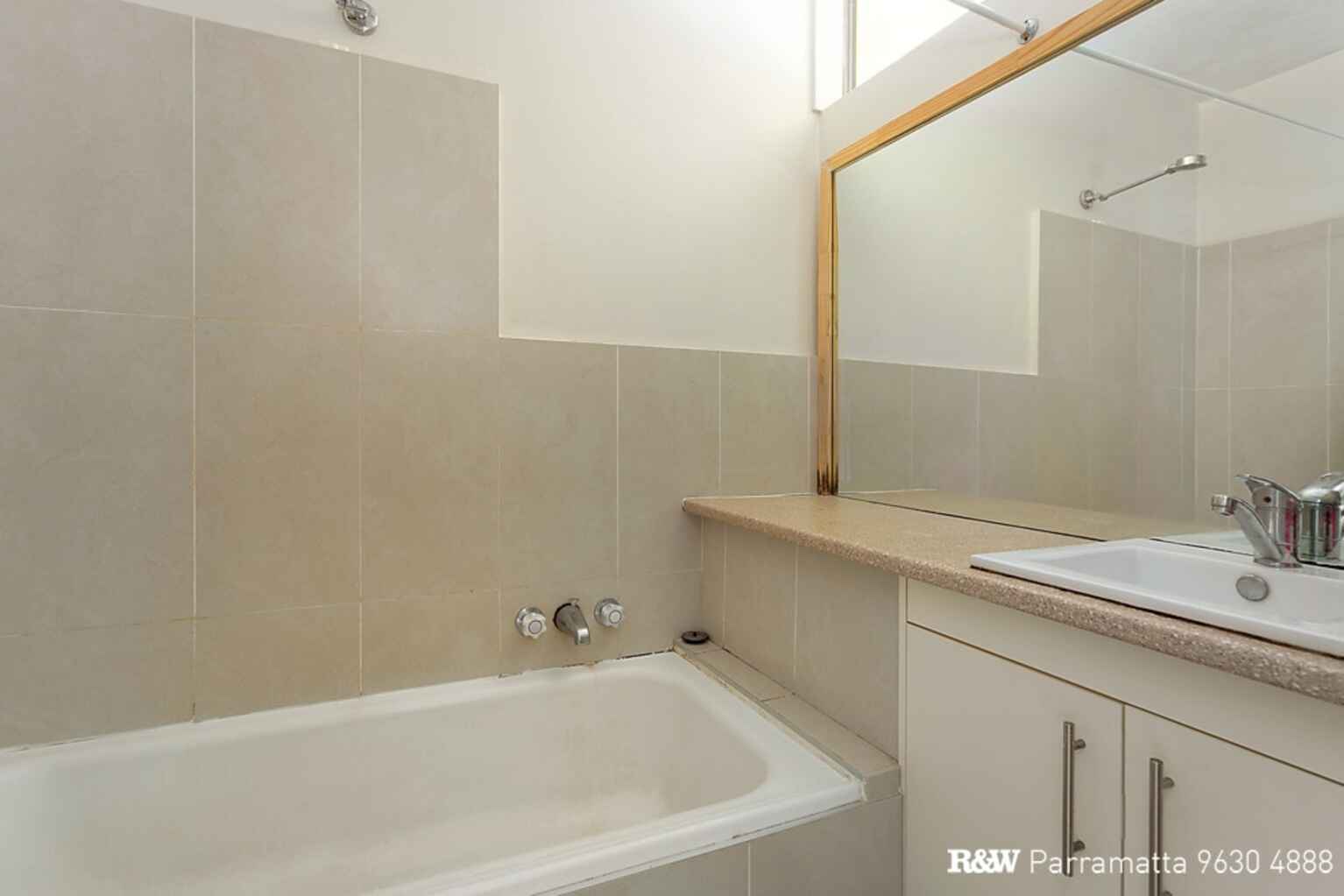 15/35 Campbell Street Parramatta