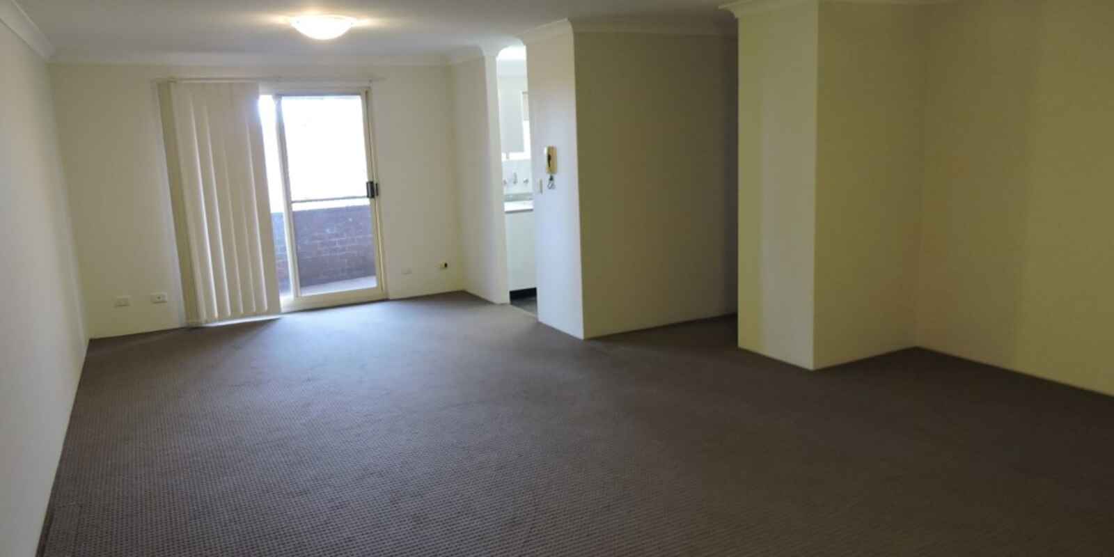8`/8-10 Queens Road Westmead