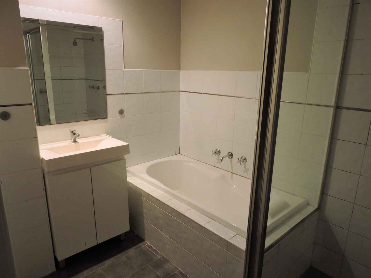 2/16 Pennant Hills Road North Parramatta