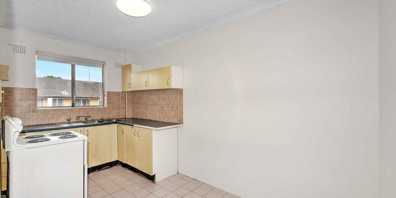 11/19-21 The Trongate Granville